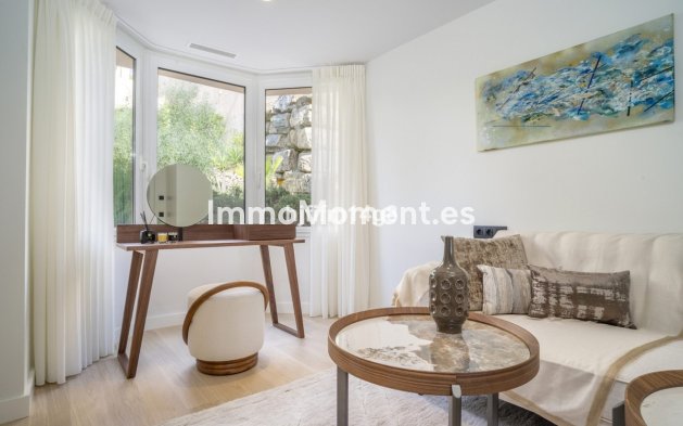 Wiederverkauf - Wohnung - Marbella - Nueva Andalucía