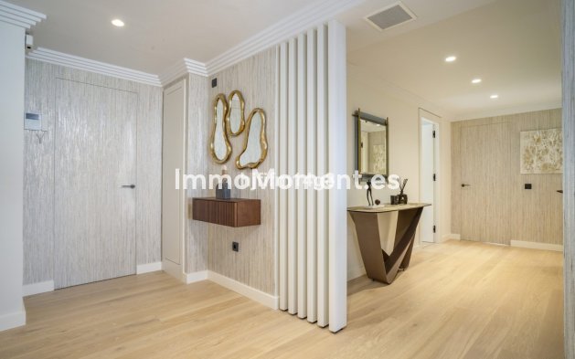 Wiederverkauf - Wohnung - Marbella - Nueva Andalucía