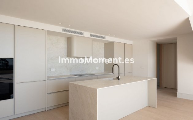 Wiederverkauf - Wohnung - Marbella - Nueva Andalucía
