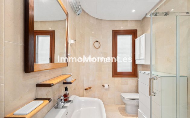 Wiederverkauf - Wohnung - Marbella - Nueva Andalucía