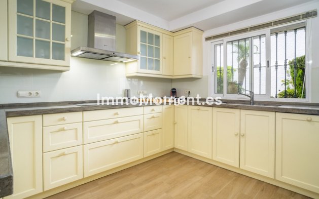 Revente - Maison mitoyenne - Marbella - Nueva Andalucía