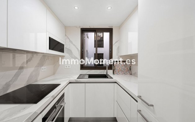 Wiederverkauf - Wohnung - Marbella - Puerto Banús