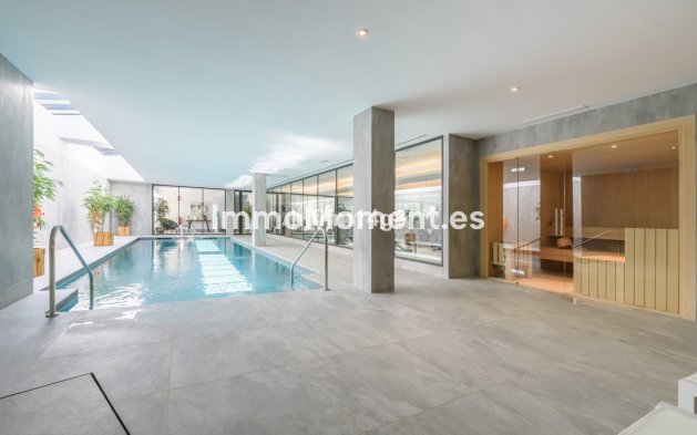 Revente - Appartement - Marbella - Nueva Andalucía