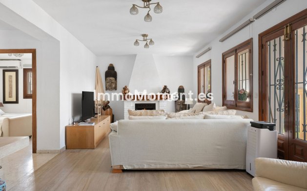 Reventa - Villa - Marbella - La Campana