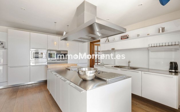 Wiederverkauf - Wohnung - Marbella - Nueva Andalucía