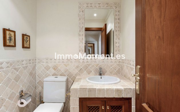 Wiederverkauf - Wohnung - Marbella - Nueva Andalucía