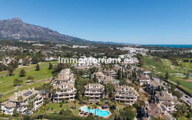 Wiederverkauf - Wohnung - Marbella - Nueva Andalucía