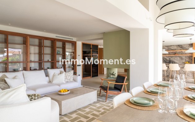 Wiederverkauf - Villa - Marbella - Nueva Andalucía