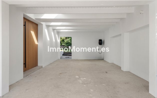 Wiederverkauf - Villa - Marbella - Nueva Andalucía