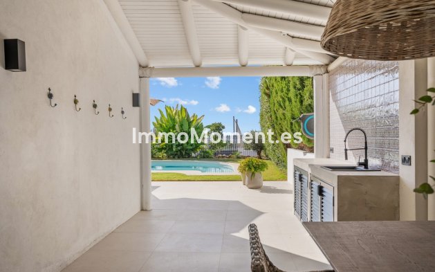 Wiederverkauf - Villa - Marbella - Nueva Andalucía