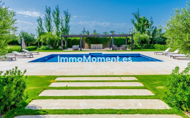 Resale - Villa - Marbella - Guadalmina Alta