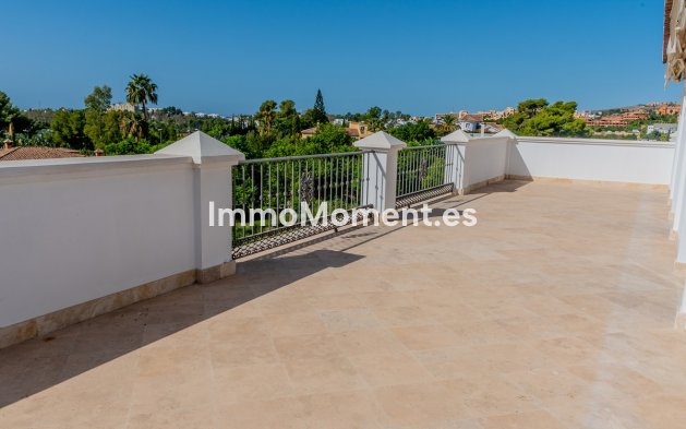 Resale - Villa - Marbella - Guadalmina Alta