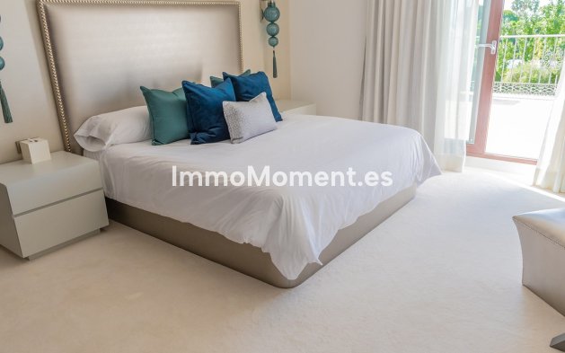 Resale - Villa - Marbella - Guadalmina Alta