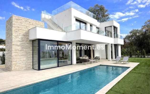 Resale - Villa - Estepona - New Golden Mile