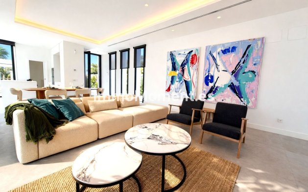 Resale - Villa - Estepona - New Golden Mile