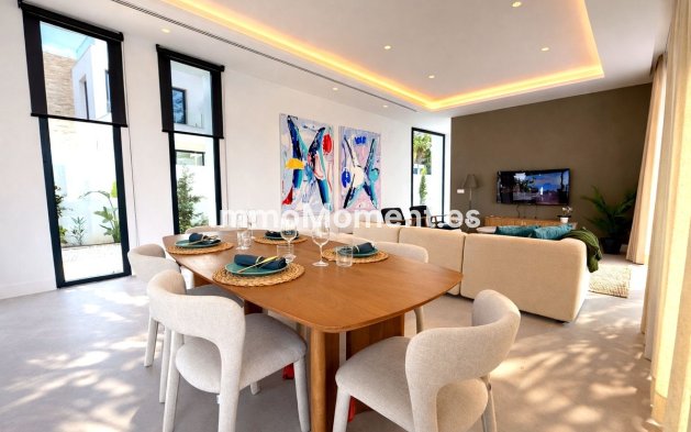 Resale - Villa - Estepona - New Golden Mile