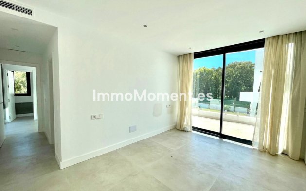 Resale - Villa - Estepona - New Golden Mile