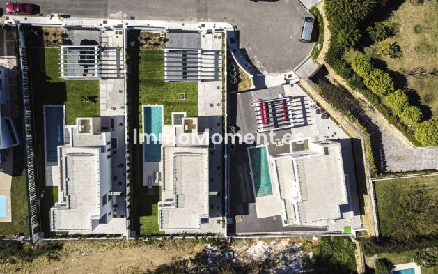 Resale - Villa - Estepona - New Golden Mile