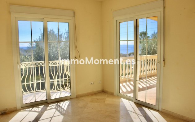 Wiederverkauf - Villa - Marbella - Hacienda Las Chapas