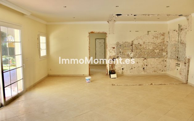 Wiederverkauf - Villa - Marbella - Hacienda Las Chapas