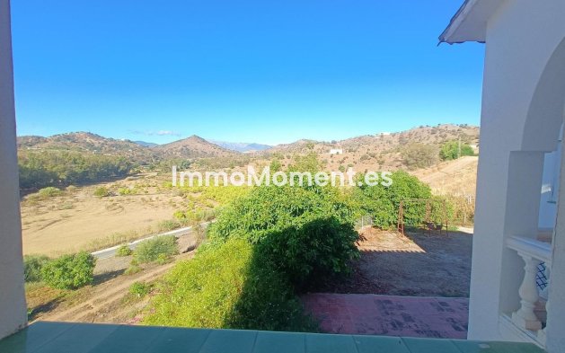 Reventa - Casa de campo - Interior  - Coín