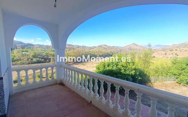 Reventa - Casa de campo - Interior  - Coín