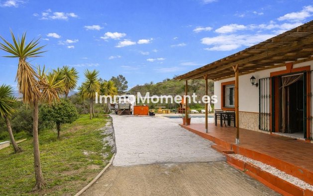 Reventa - Casa de campo - Interior  - Coín