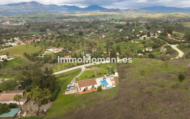 Reventa - Casa de campo - Interior  - Coín