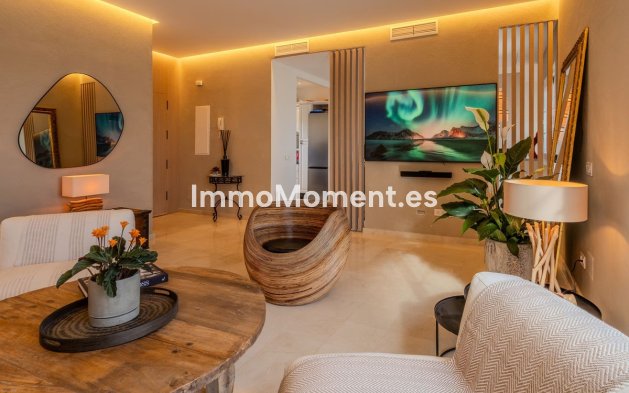 Resale - Villa - Marbella - Nueva Andalucía