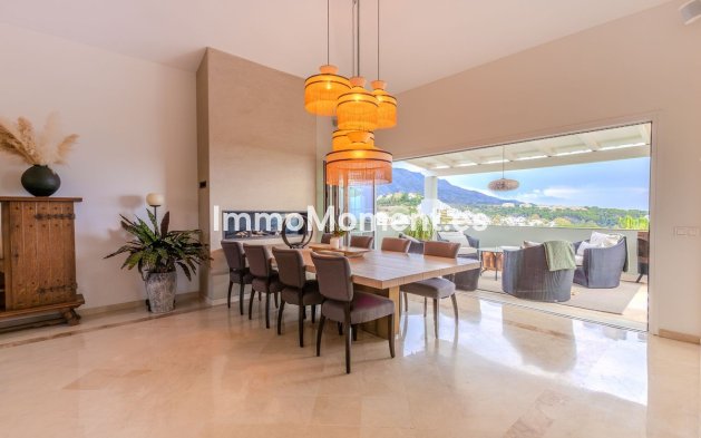 Resale - Villa - Marbella - Nueva Andalucía