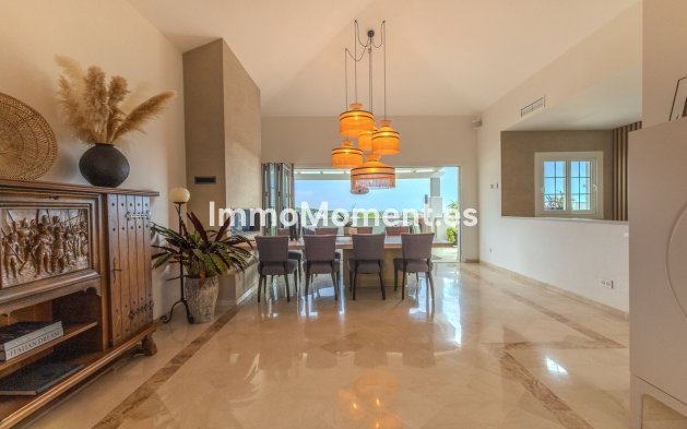 Resale - Villa - Marbella - Nueva Andalucía