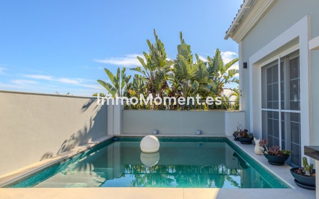 Resale - Villa - Marbella - Nueva Andalucía