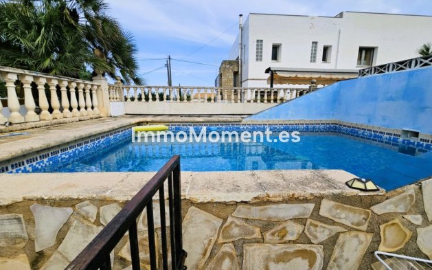 Revente - Villa - Denia - Denia Centro