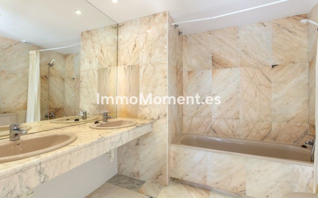 Revente - Maison mitoyenne - Marbella - Nueva Andalucía