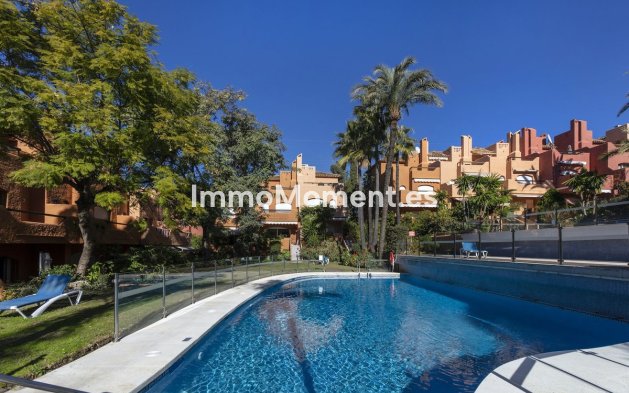 Revente - Maison mitoyenne - Marbella - Nueva Andalucía