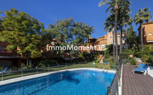 Revente - Maison mitoyenne - Marbella - Nueva Andalucía