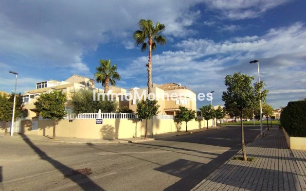 Wiederverkauf - Villa - Torrevieja - La Siesta
