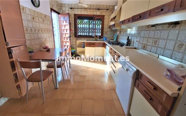 Wiederverkauf - Villa - Torrevieja - Torrevieja Centro