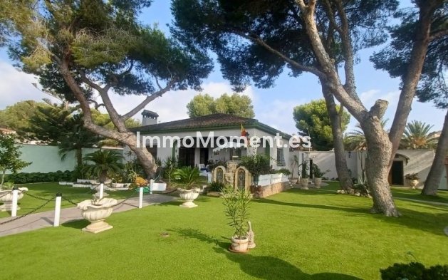 Wiederverkauf - Villa - Orihuela - Orihuela Costa