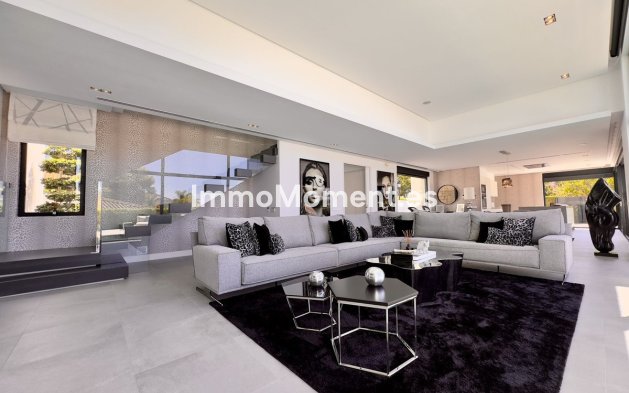 Wiederverkauf - Villa - Marbella - Los Monteros