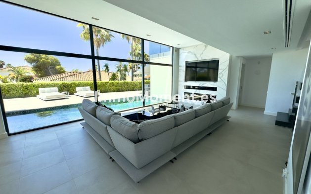 Wiederverkauf - Villa - Marbella - Los Monteros
