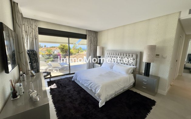 Wiederverkauf - Villa - Marbella - Los Monteros