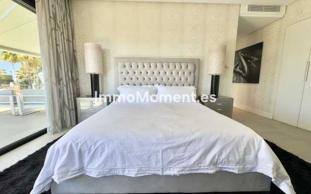 Wiederverkauf - Villa - Marbella - Los Monteros