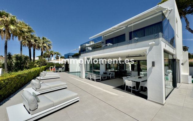 Wiederverkauf - Villa - Marbella - Los Monteros