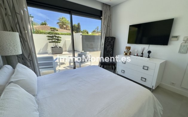 Wiederverkauf - Villa - Marbella - Los Monteros
