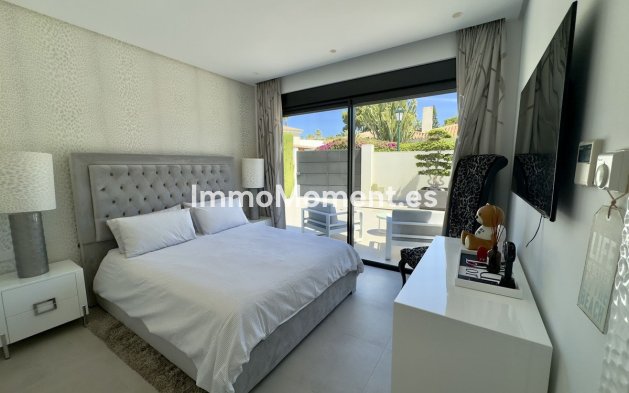 Wiederverkauf - Villa - Marbella - Los Monteros