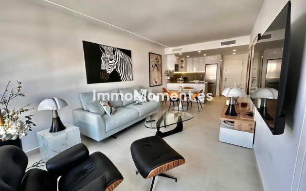 Resale - Apartment - Orihuela - Villamartin