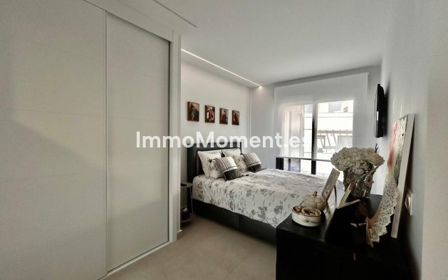 Resale - Apartment - Orihuela - Villamartin