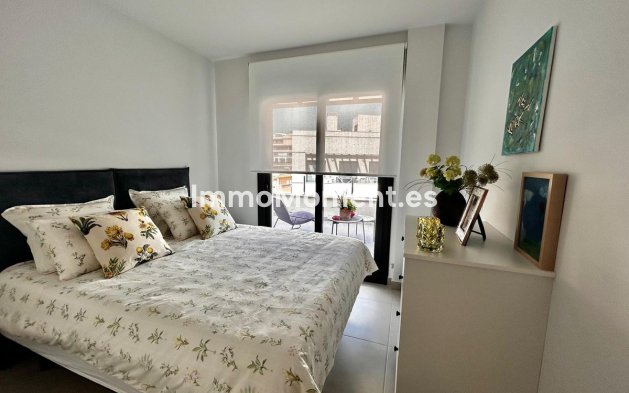 Resale - Apartment - Orihuela - Villamartin
