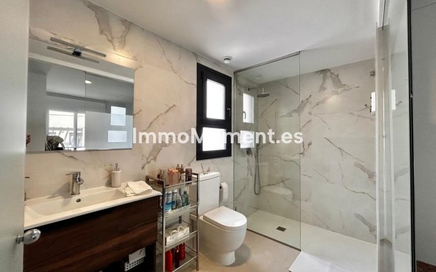 Resale - Apartment - Orihuela - Villamartin